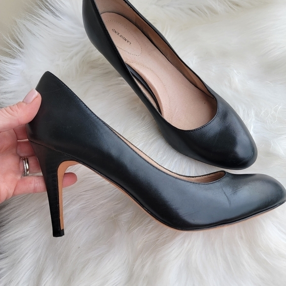 Lands' End Black Leather Heels 10 - Picture 4 of 7